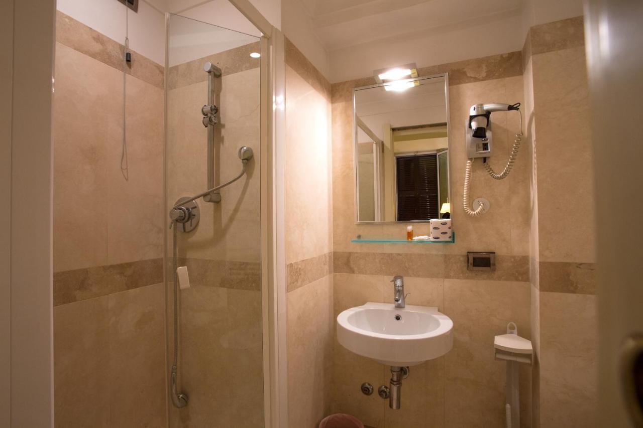 Hotel Giolitti Рим Экстерьер фото
